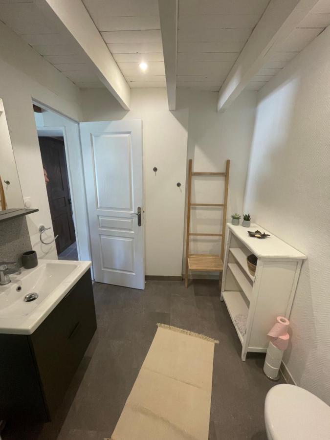 Gite A La Campagne Avec Piscine Biziat Exterior photo